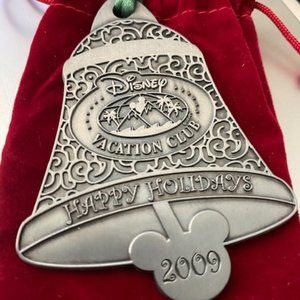 Disney Vacation Club - 2009 Ornament